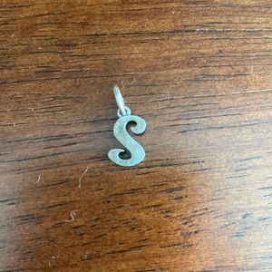 “S” James Avery charm